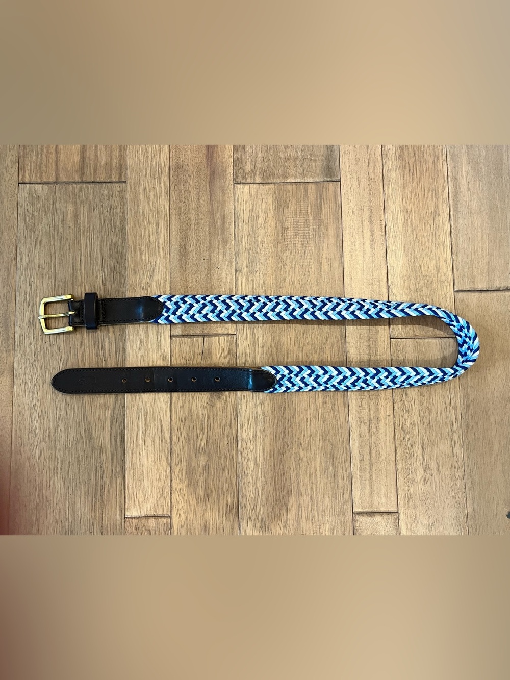 Vineyard Vines Braided Belt in Navy, Light Blue & White with Black Trim